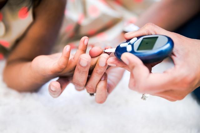 Understanding Diabetes & Foods To Lower Blood Sugar Levels