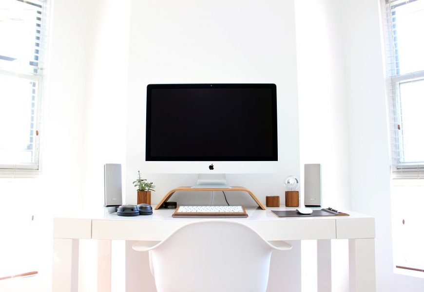 Types of Desks That Are Perfect For Offices
